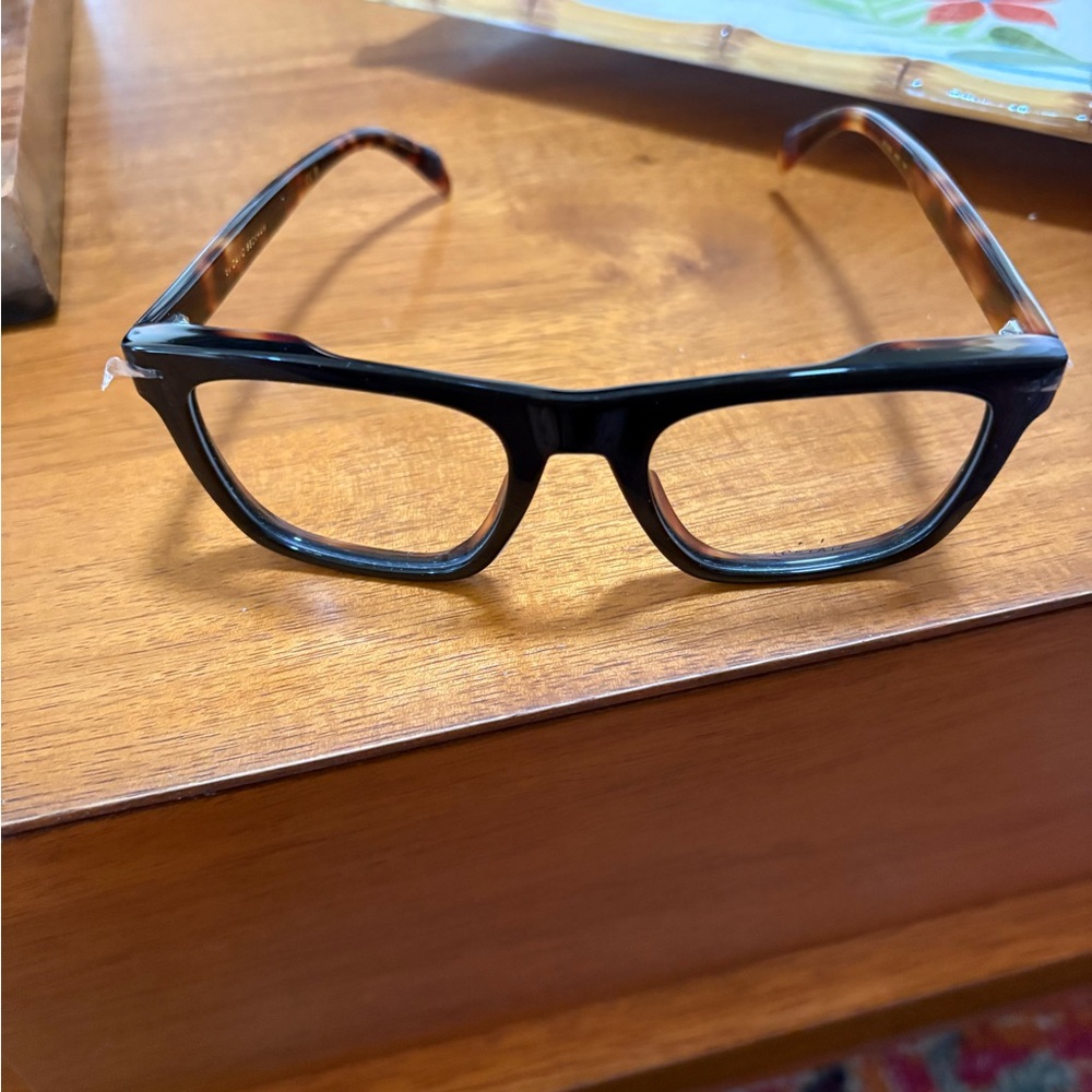 Sleek Black Rectangular Glasses for Everyday Wear